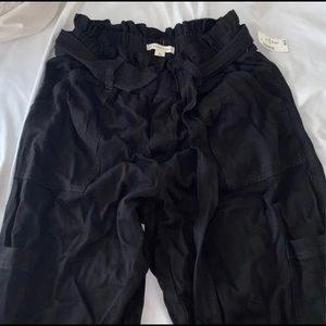 American Eagle. Size Medium. Black